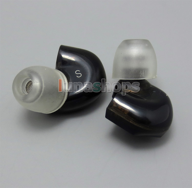Medium Ear Buds Tips Sleeves Pad for Shure E2C Vsonic VSD3 etc. In-Ear Earphones 